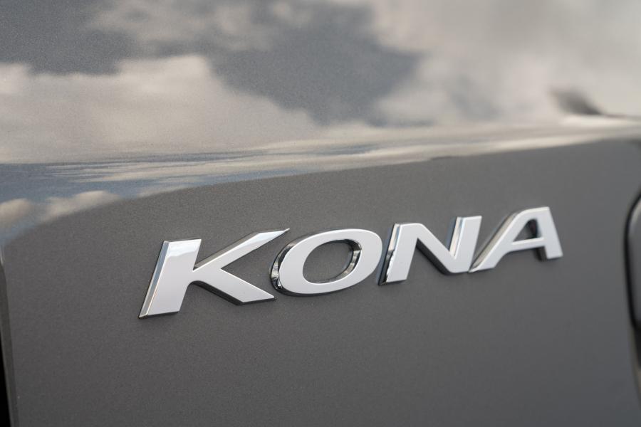 Логотип Hyundai Kona Electric (OS) 2018 года  (NA) (фото 13 из 55)